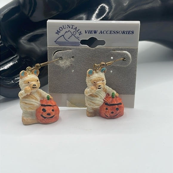 Vintage new Deadstock Halloween bear 🐻 🎃 earrings - Picture 1 of 4